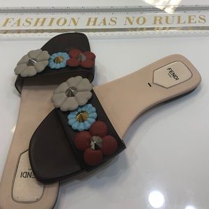 Fendi Flowerland slide sandal brown -multi